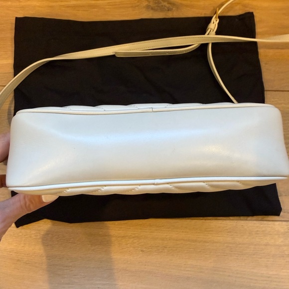 Yves Saint Laurent YSL Camera Shoulder Bag in Quilted Leather - Picture 5 of 9